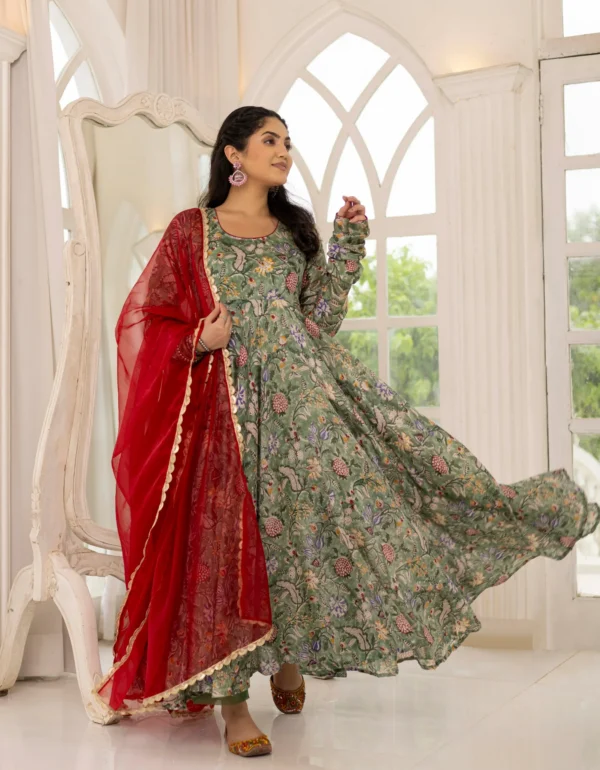 Emerald Luxe Chanderi Ensemble