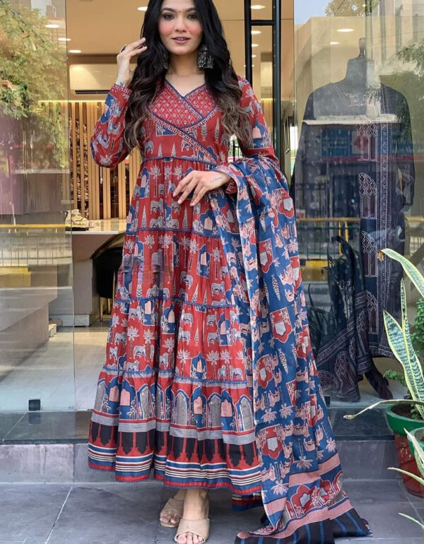 Regal Chanderi Elegance Anarkali Ensemble