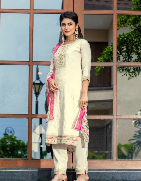 Ivory Luxe Ensemble With Graceful Dupatta