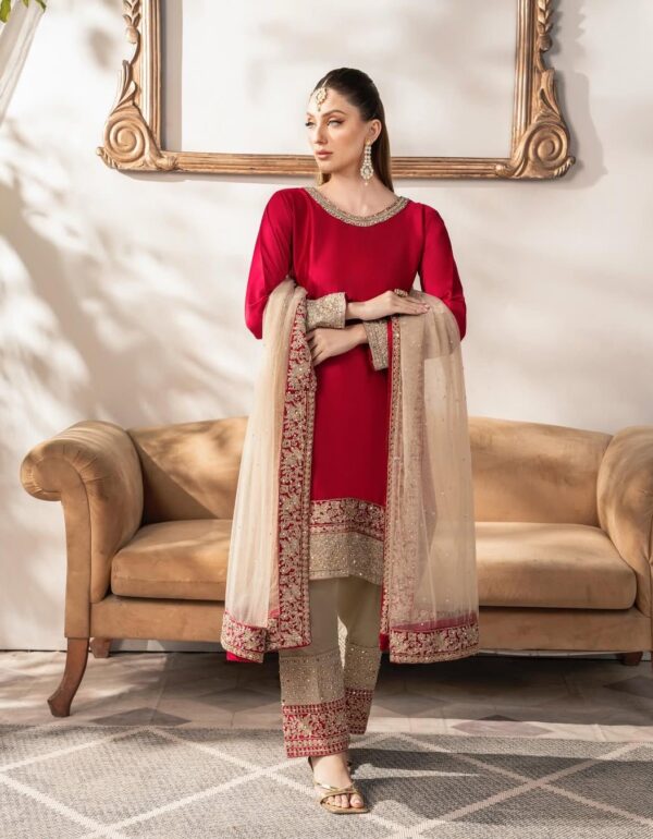 Regal Kashmira Luxe Kurti & Trouser Ensemble