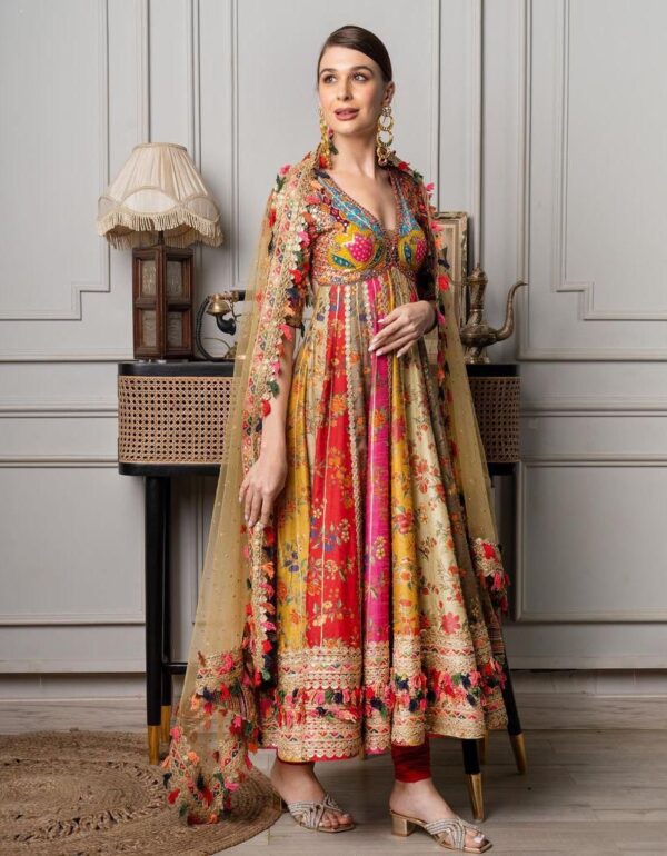 Regal Avneet Luxe Anarkali Gown