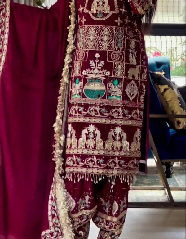 Meher Maharani Look Classic Punjabi Suit
