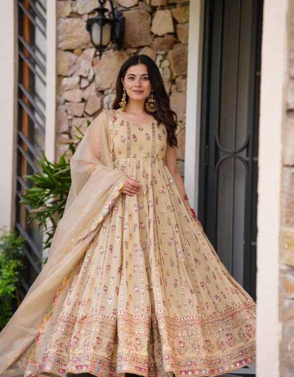 Kahani Heavy Gown Suit