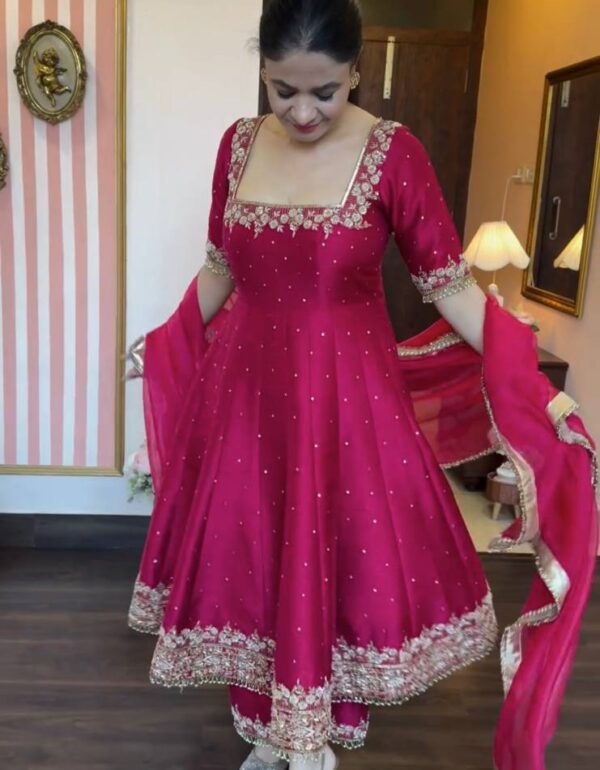 Prachi's Pink Havy Vichitra Silk Designer Suit Set