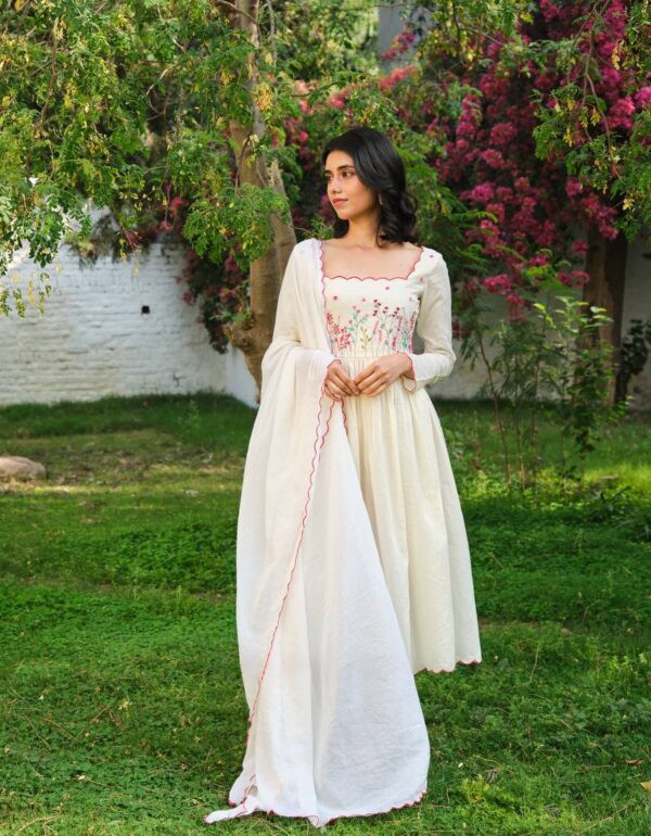 Nitya Khadi Cotton With Thread Work Dupatta Set
