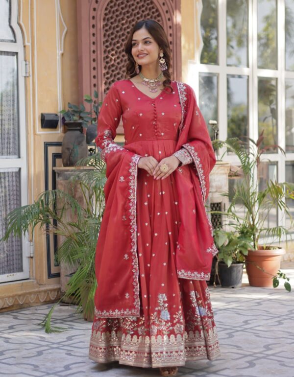 Kanika Readymade Gown With Dupatta Set
