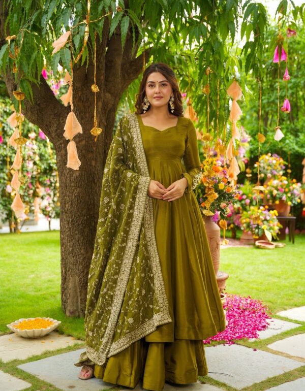 Gleam Green Suit Set