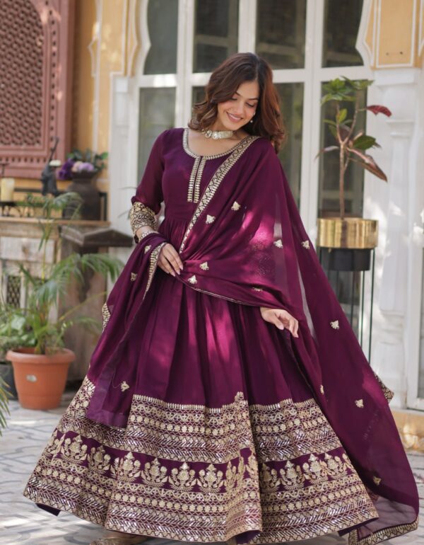 Kritisha Royal Gold Embroidery Flowing Dupatta With Anarkali
