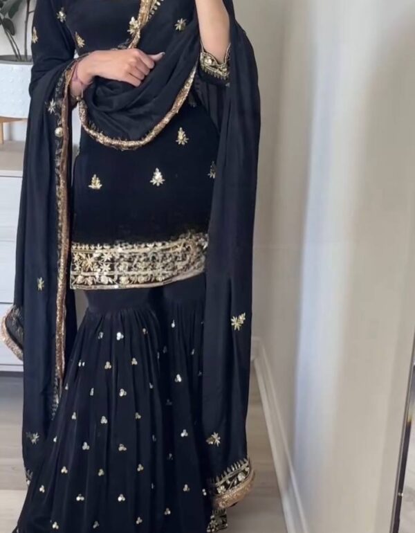 Riwaayat Royale Heritage Patiala Suit Set